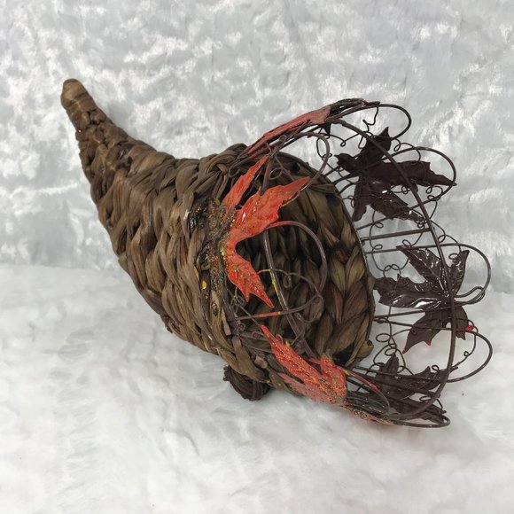 Fall Horn of Plenty Cornucopia Table top display - Picture 2 of 7